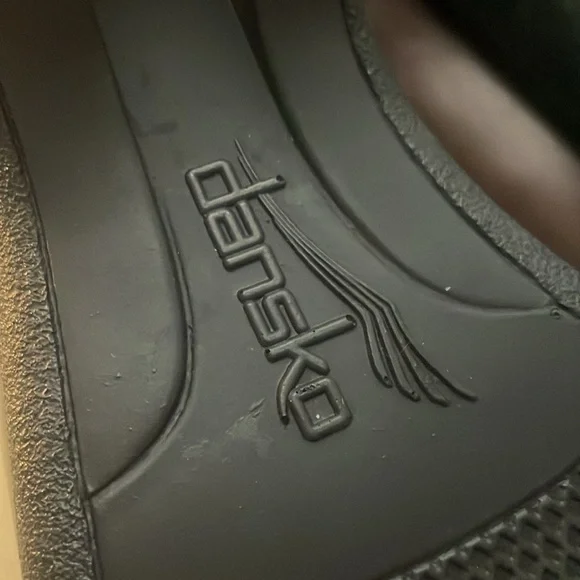 Dansko Brown Leather Kilted Tassel Loafers Size 38 - Picture 10 of 14